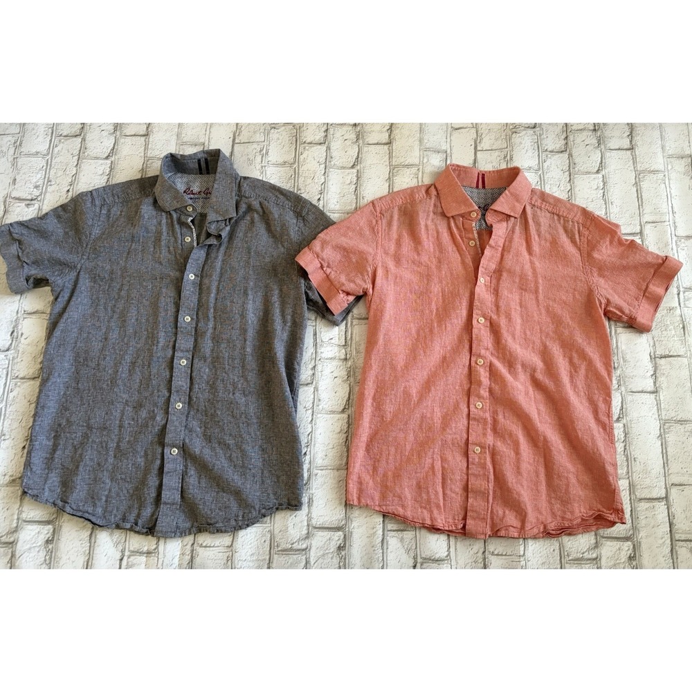Robert Graham Men's Button Down Short Sleeve Size Medium, Lot Of 2‎